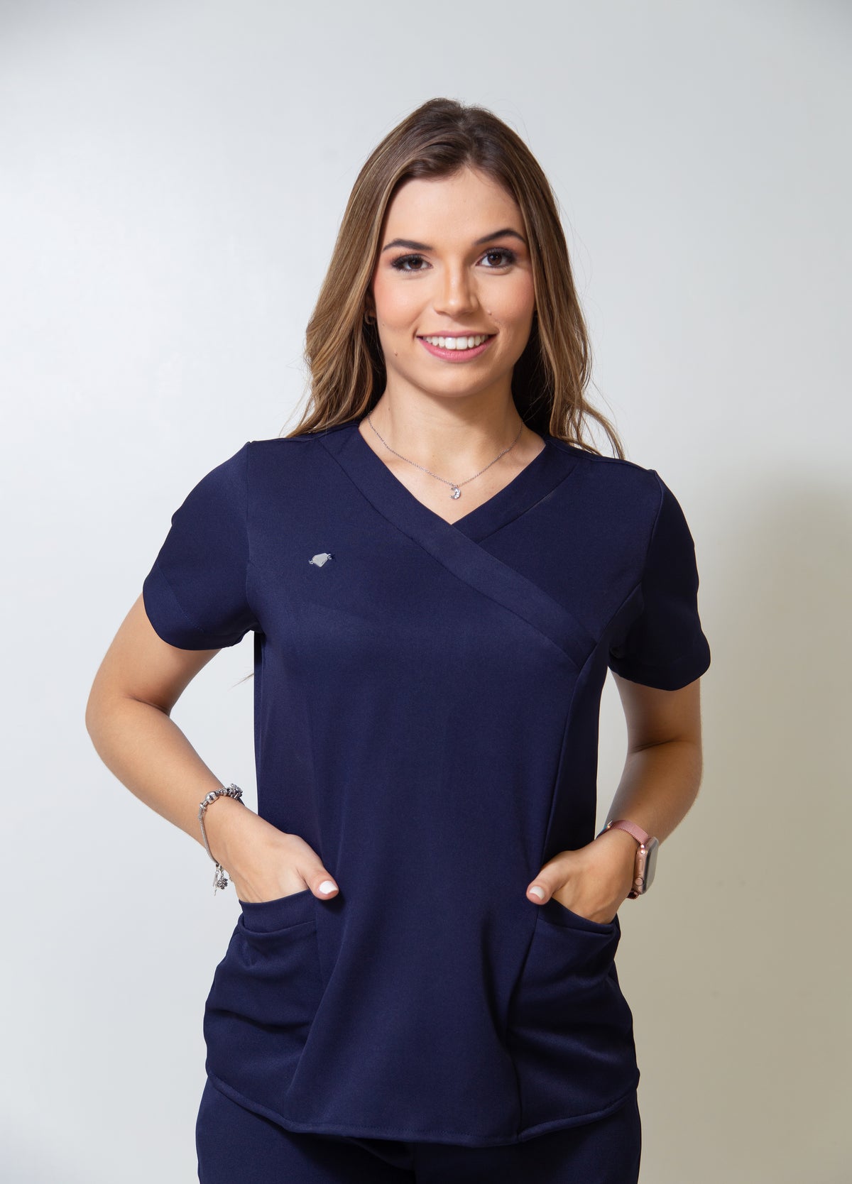 SCRUB LAURA - EM CREPE DE ALFAIATARIA