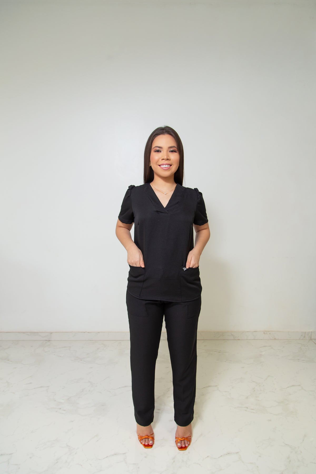 SCRUB BIA - EM CREPE LEVE