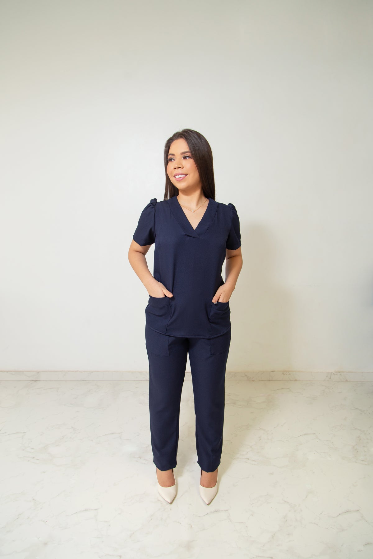 SCRUB BIA - EM CREPE LEVE