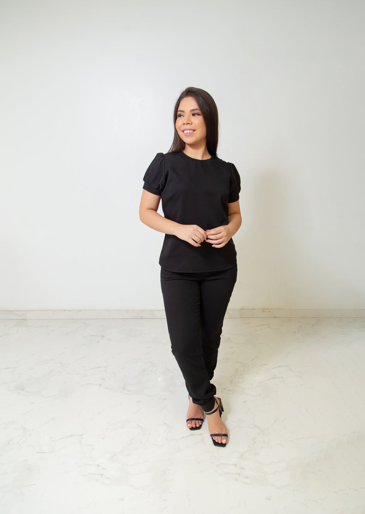 SCRUB DIAMANTE - EM CREPE DE ALFAIATARIA